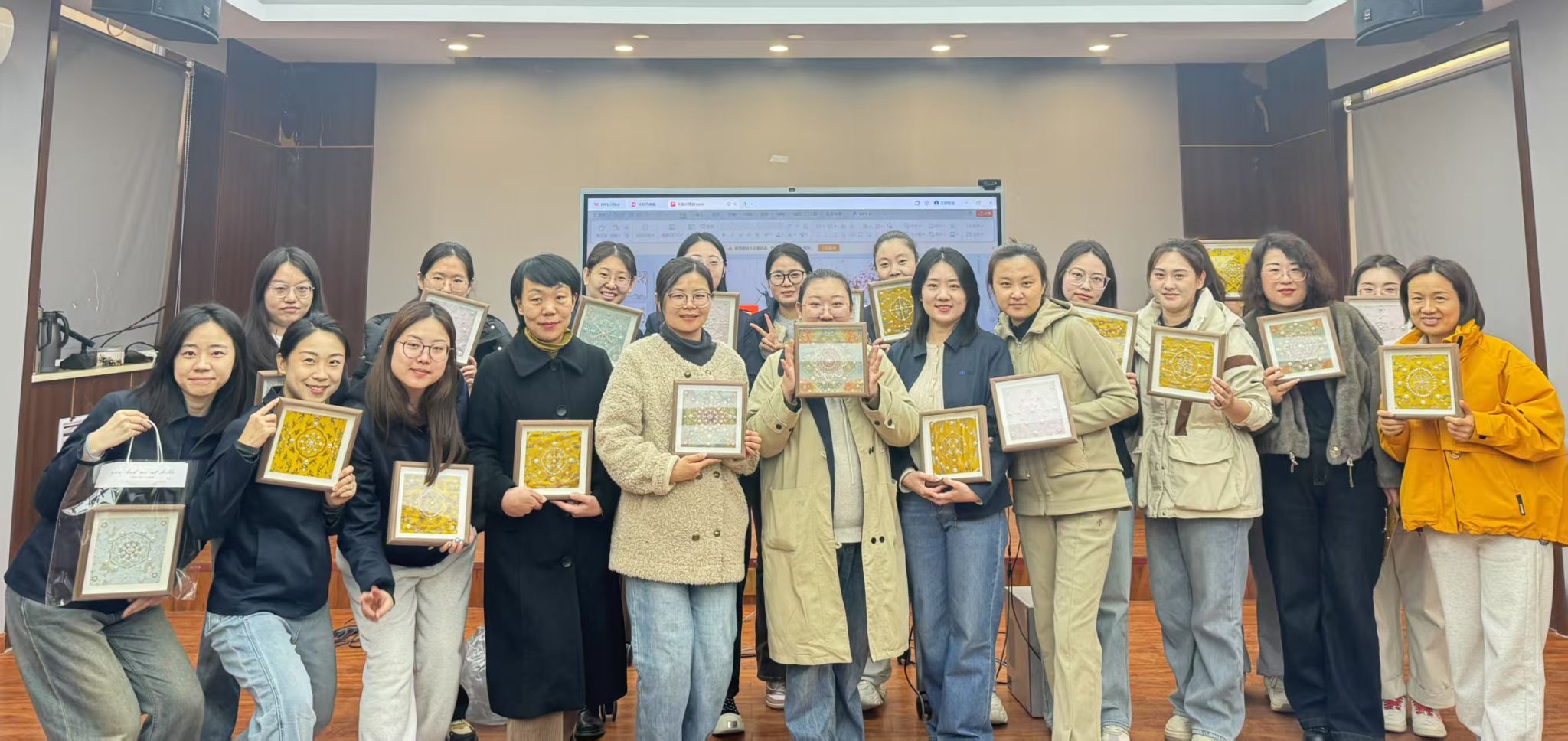 山西建投機械化集團舉辦“巾幗風采·藝韻飛揚”女職工特色文化藝術交流活動